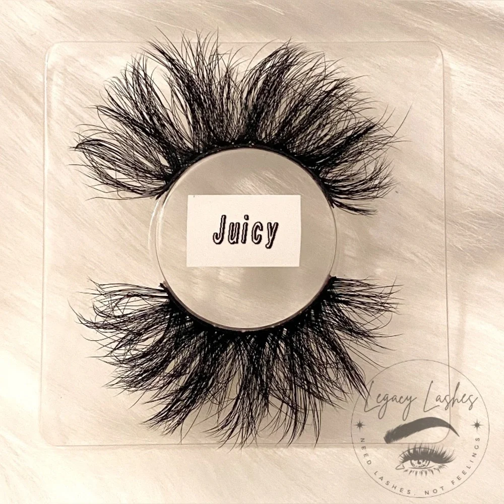 Juicy- Fluffy 22 MM Lash 🫶🏼 - Picture 3 of 3